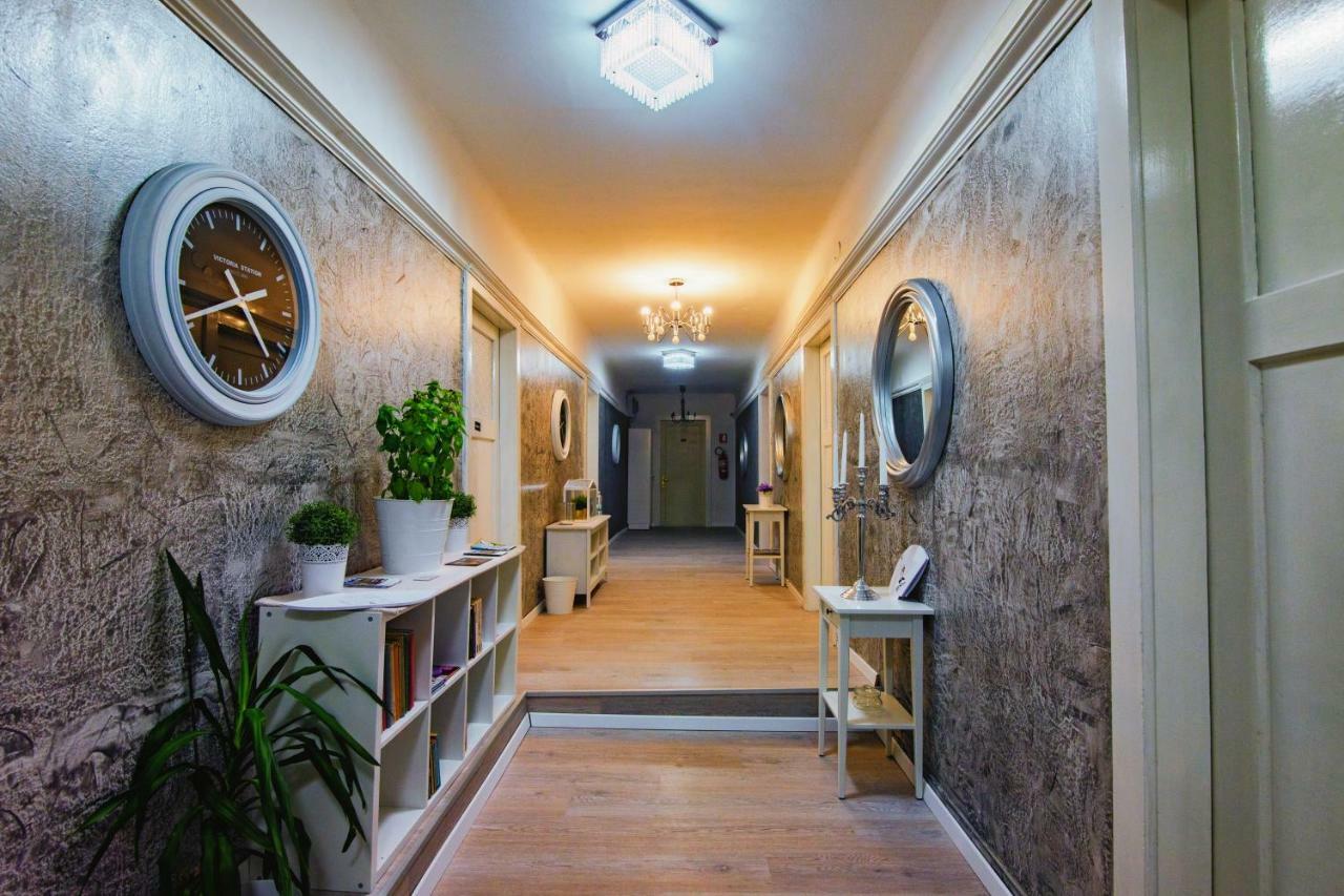 Mama'S And Papa'S Luxury Rooms Split Exterior photo